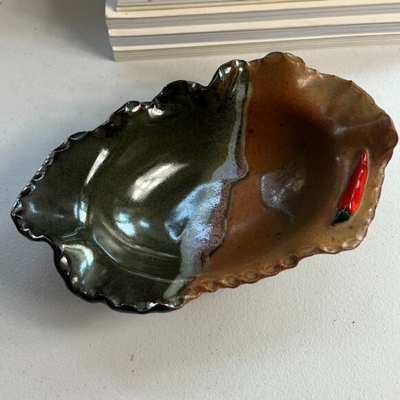 Medium 10" Abstract Art Studio Pottery Bowl Crimped Wavy Rim Brown Earth Tones - Picture 8 of 9